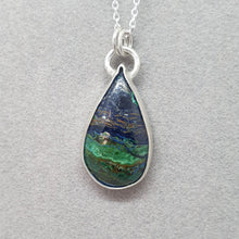 Load image into Gallery viewer, Pendant with Azurmalachite
