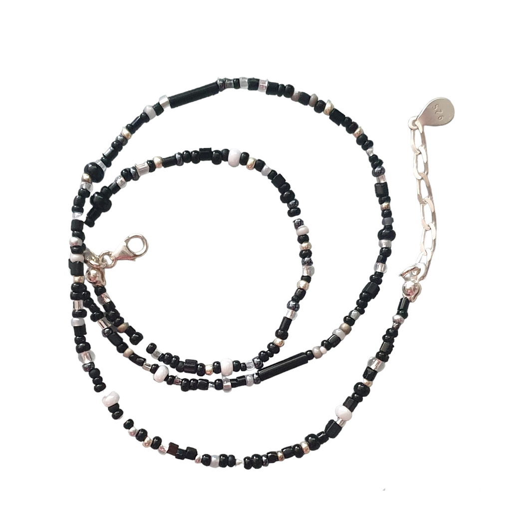 Choker de Abalorios De Cristal Checo Negro