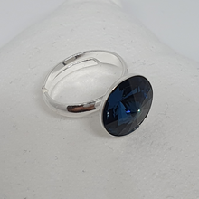 Загрузить изображение в средство просмотра галереи, Кольцо с кристаллом Сваровски МОНТАНА
