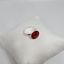 Load image into Gallery viewer, Silver ring with Swarovski crystal LIGHT SIAM
