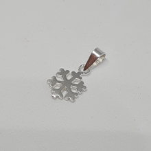 Load image into Gallery viewer, Snowflake Pendant
