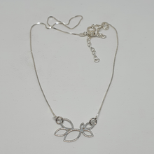 Load image into Gallery viewer, Silver necklace with openwork leaf pendant
