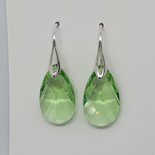 Load image into Gallery viewer, Crystal Drop Earrings (Peridot)
