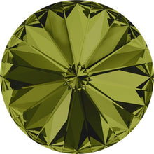 Загрузить изображение в средство просмотра галереи, Кольцо с кристаллом Сваровски ОЛИВИН
