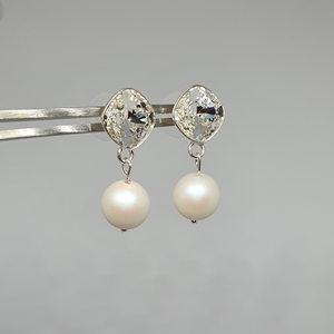 Earrings with Swarovski pearls