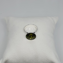 Load image into Gallery viewer, Silver ring with Swarovski crystal OLIVINE
